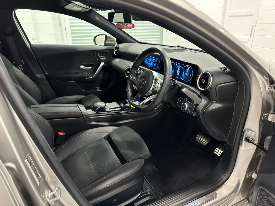 2021 Mercedes-Benz A Class (211) A200D AMG AUTO €31,950