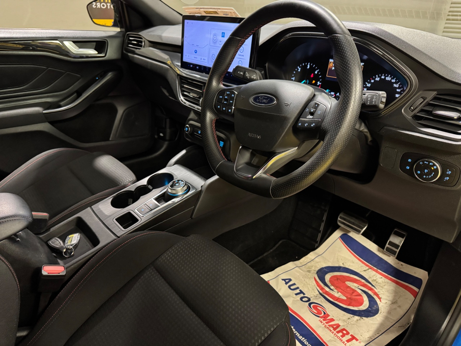 2023 Ford Focus - image 11