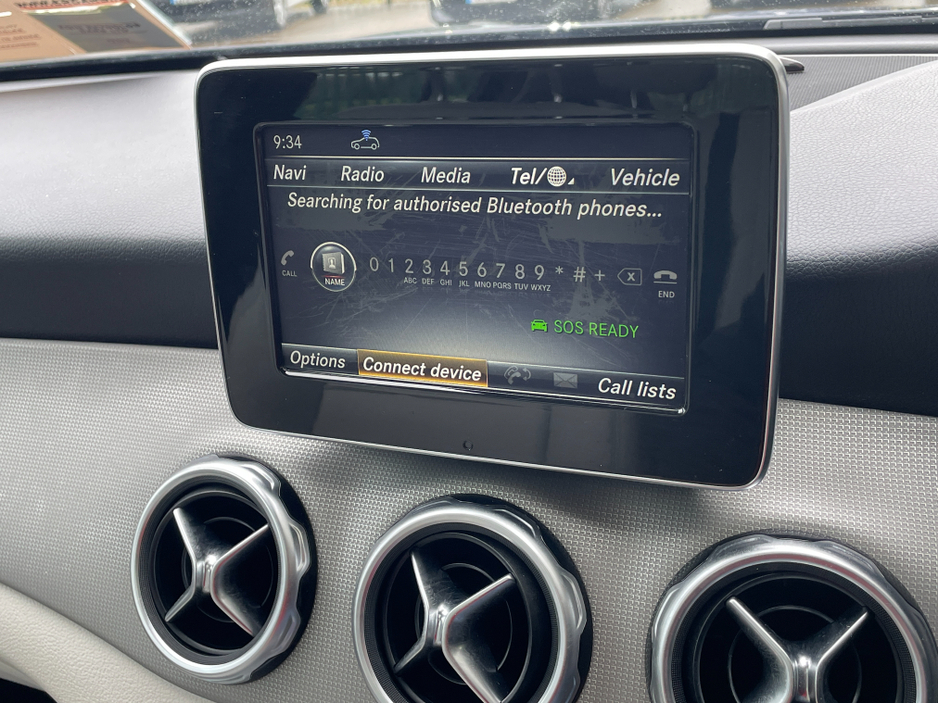 2018 Mercedes-Benz GLA Class - image 13