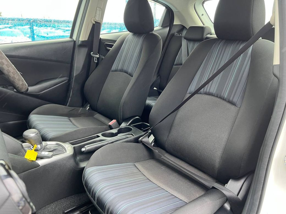 2016 Mazda Demio - image 6