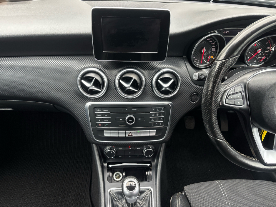 2015 Mercedes-Benz A Class - image 9