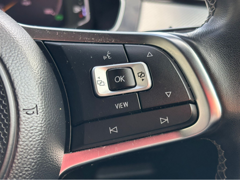 2020 Volkswagen Arteon - image 21