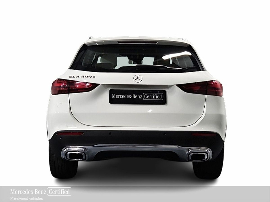 2024 Mercedes-Benz GLA Class - image 8