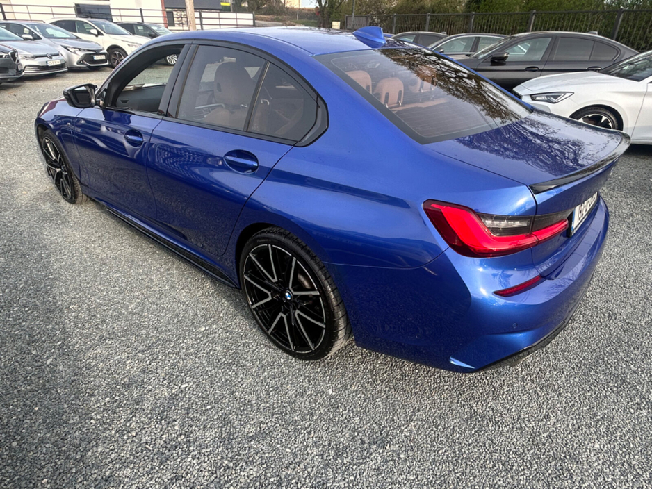 2019 BMW 3 Series - image 36