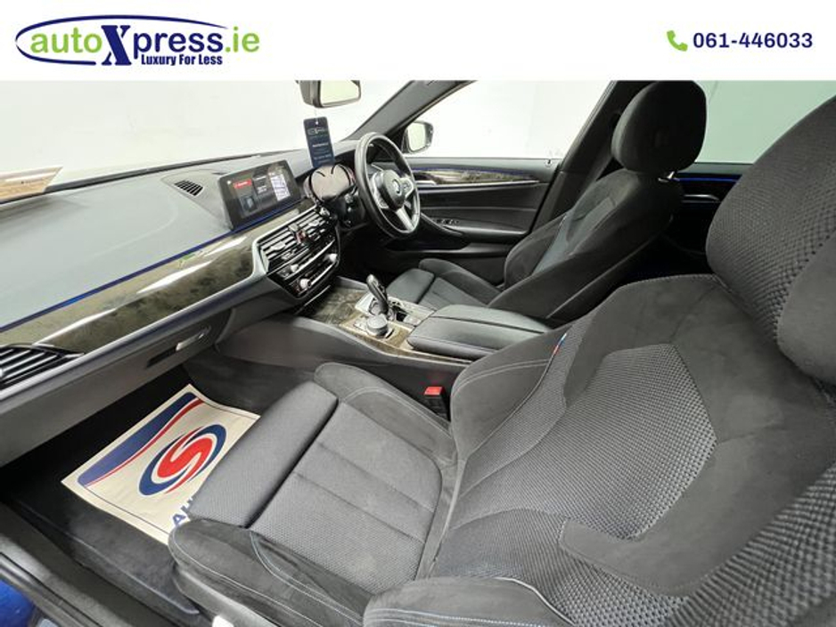 2018 BMW 5 Series - image 12