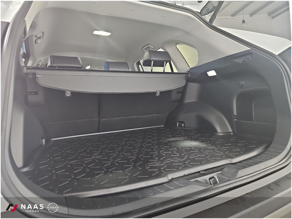 2025 Toyota Rav4 - image 12