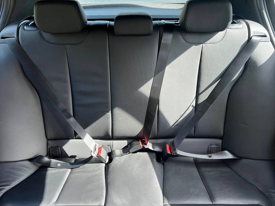 2018 BMW 1 Series - image 12