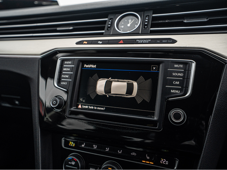 2017 Volkswagen Passat 2017 Passat HIGHLINE/96k km/New NCT/1yr warranty €17,888