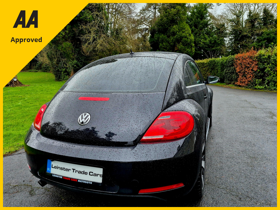 2015 Volkswagen Beetle Design+Auto+Low KM's €13,995