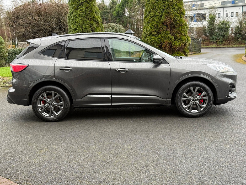 2023 Ford Kuga 2.5 Duratec 225PS PHEV ST-Line Auto €28,950