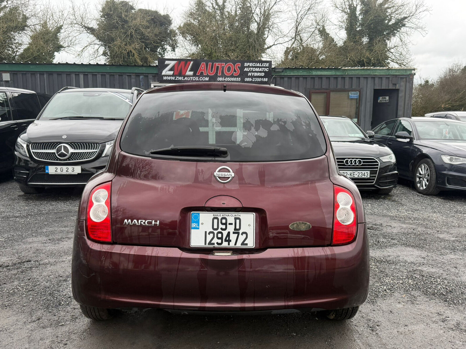 2009 Nissan March - image 8