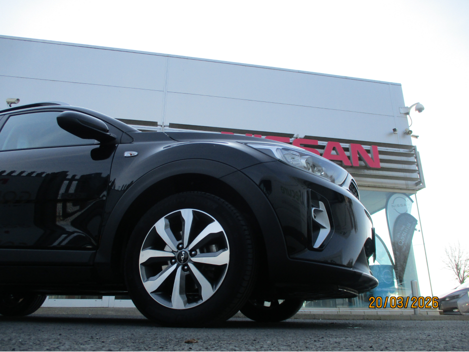 2023 Kia Stonic - image 5