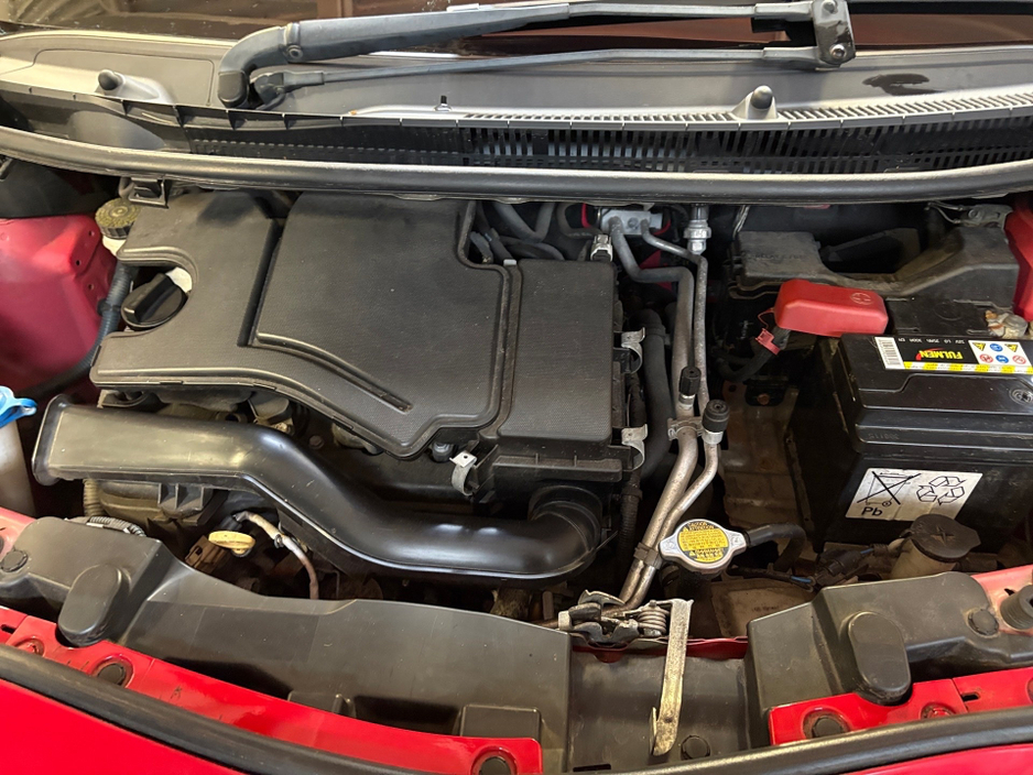 2015 Toyota Aygo X-PLAY VVT-I €7,995