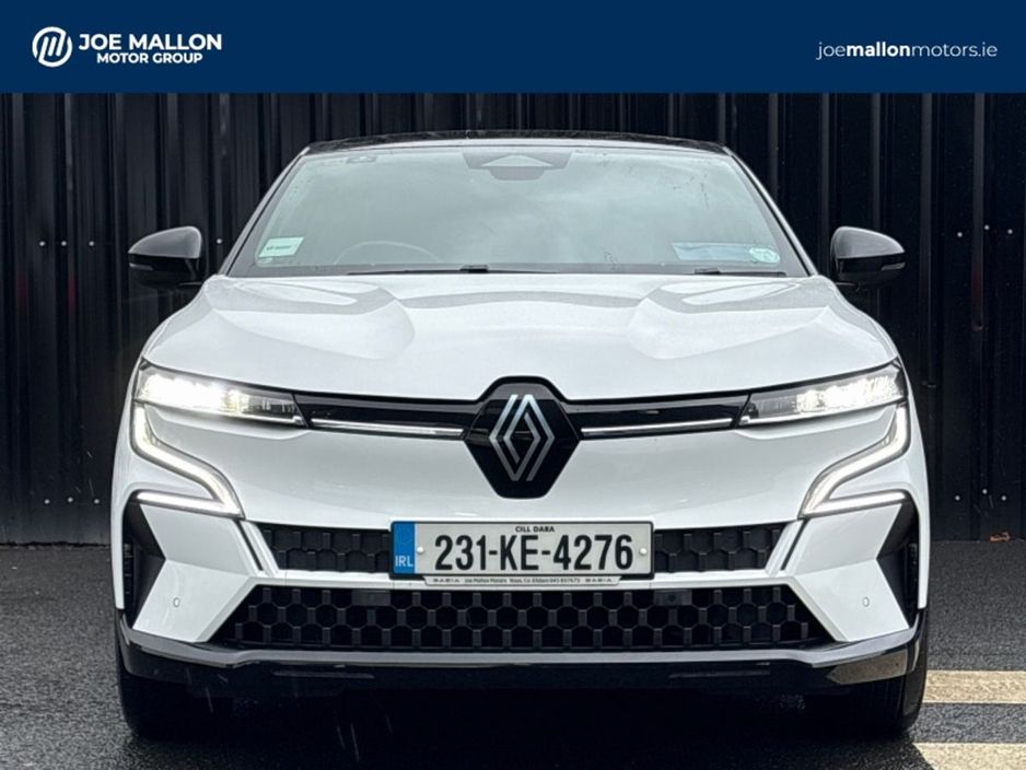2023 Renault Megane E-Tech EV60 220hp Techno €24,950