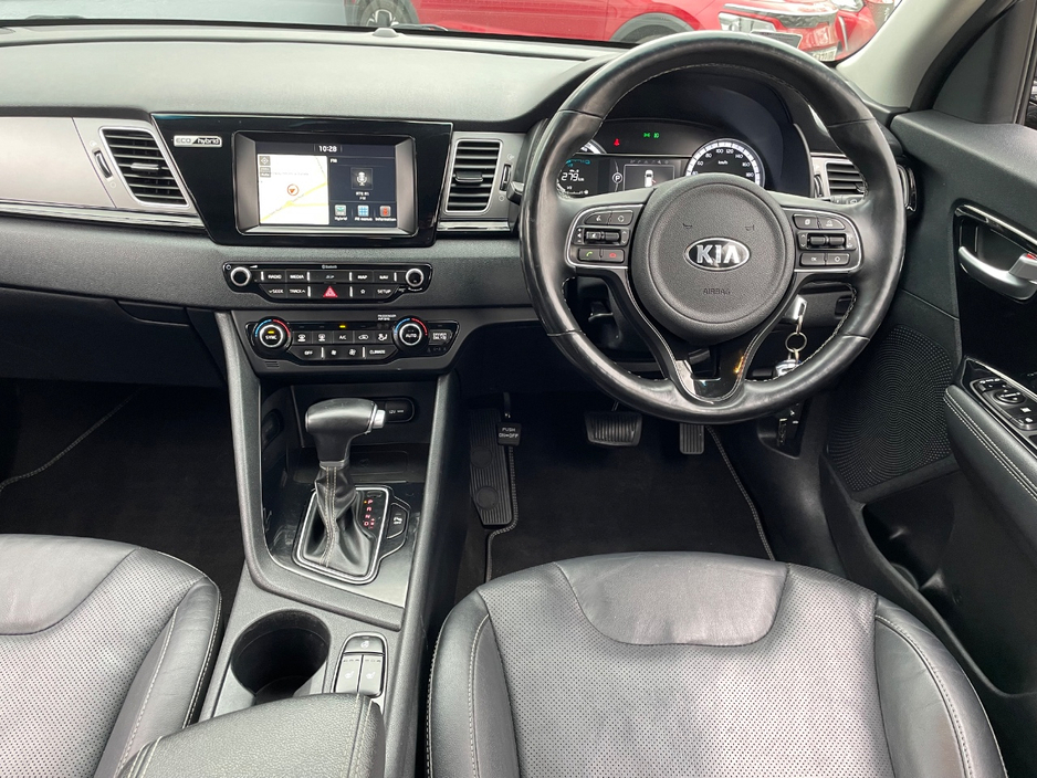 2018 Kia Niro - image 11