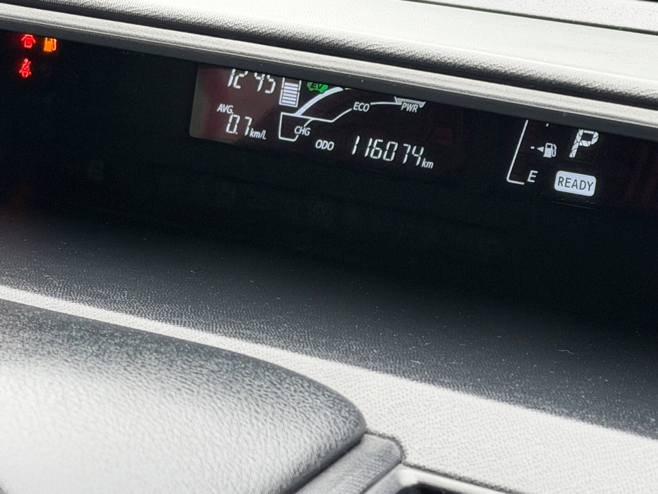 2016 Toyota Aqua - image 11