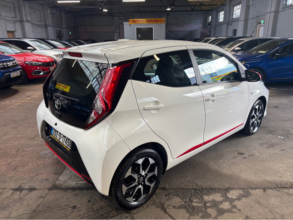 2020 Toyota Aygo 1.0 XPLAY SPHONE 4DR €9,750