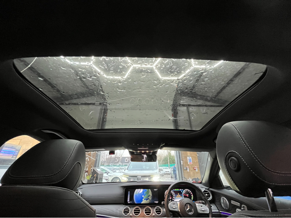 2019 Mercedes-Benz E Class €28950 2019 MERCEDES-BENZ E350 AV SP 2.0 AUTOMATIC / CRUISE CONTROL / 360° PARKING CAMERA / ELECTRIC MEMORY & HEATED SEATS / PADDLE SHIFTERS / AMBIENT LIGHTS / PANORAMIC SUNROOF €28,950