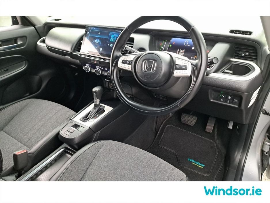 2020 Honda Fit - image 10