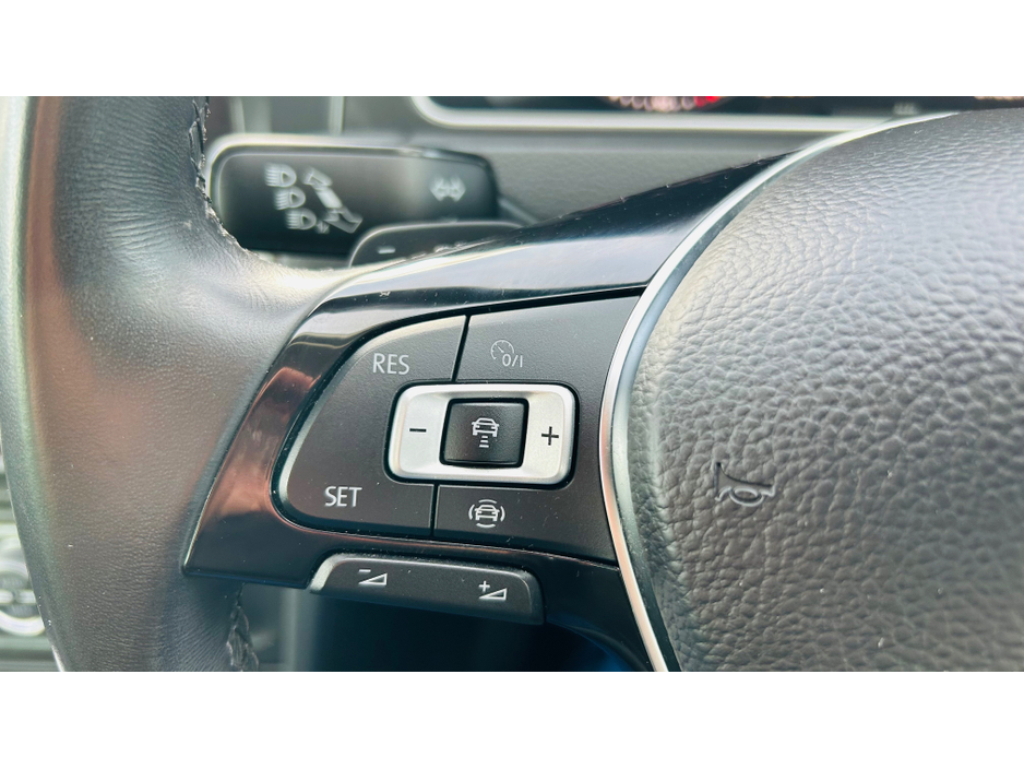 2019 Volkswagen Golf NEW NCT - AUTOMATIC - WITH REVERSE CAMERA €20,450