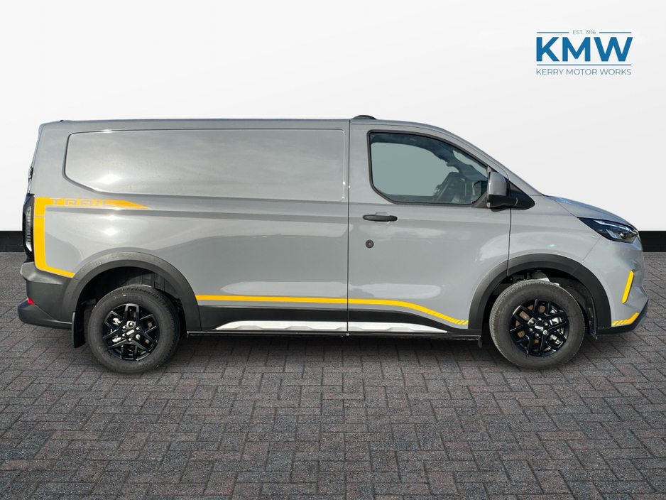 2026 Ford Transit Custom - image 4