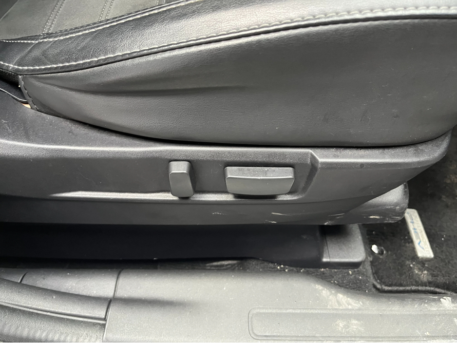 2019 Mitsubishi Outlander €21950 2019 MITSUBISHI OUTLANDER PHEV ED 2.4 AUTOMATIC / CRUISE CONTROL / REVERSE CAMERA / ELECTRIC HEATED SEATS / HEATED STEERING WHEEL €21,950