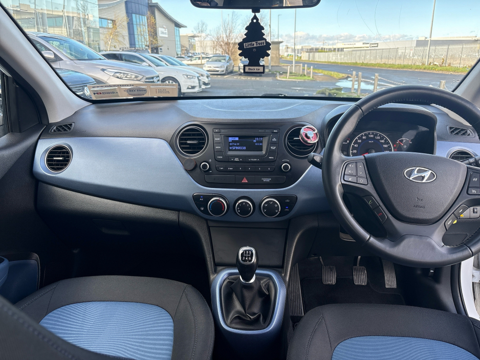 2019 Hyundai i10 - image 8