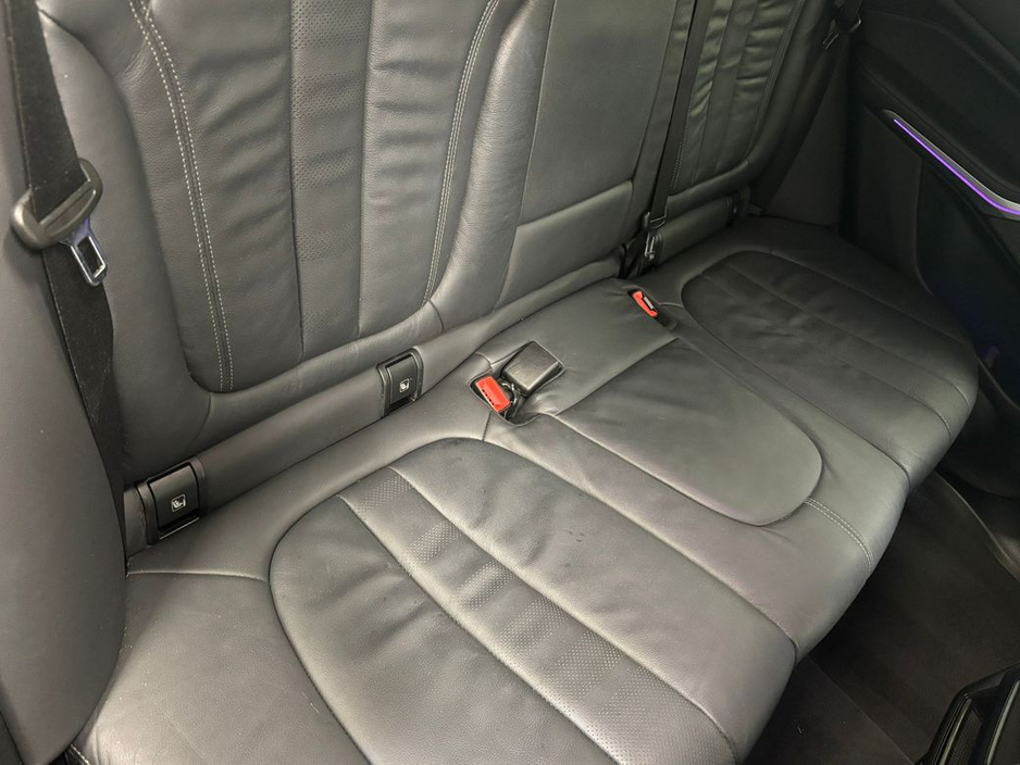 2020 BMW X5 - image 26