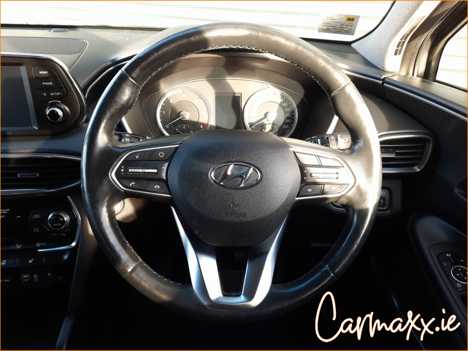 2020 Hyundai Santa Fe - image 27