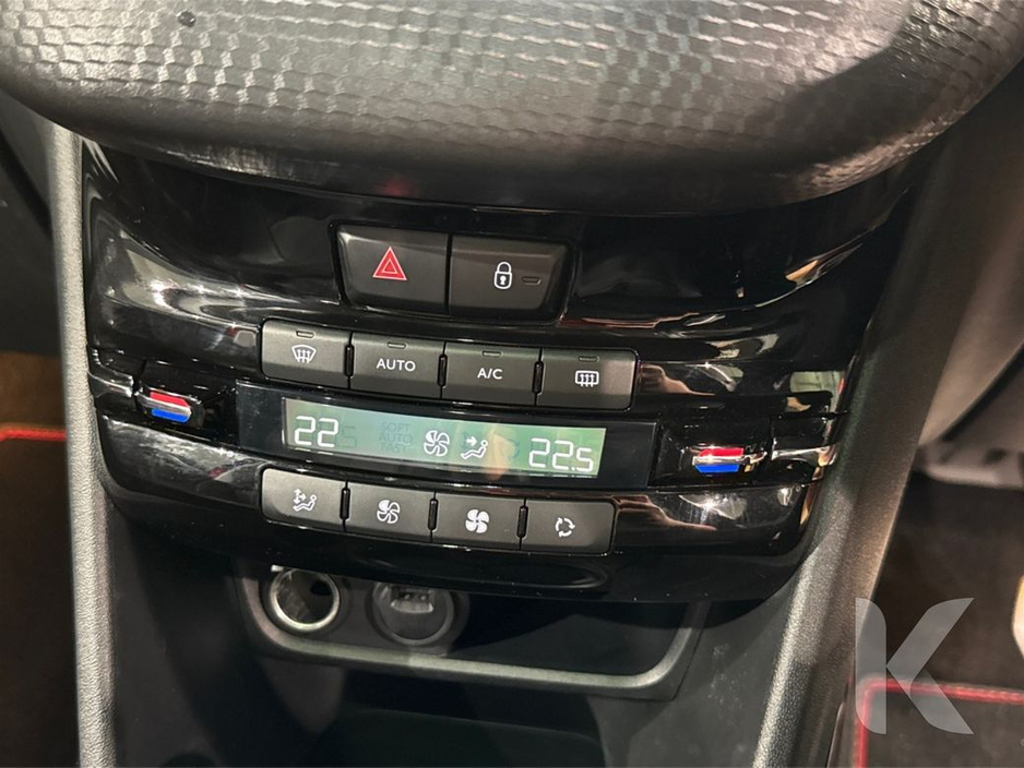 2020 Peugeot 2008 - image 22