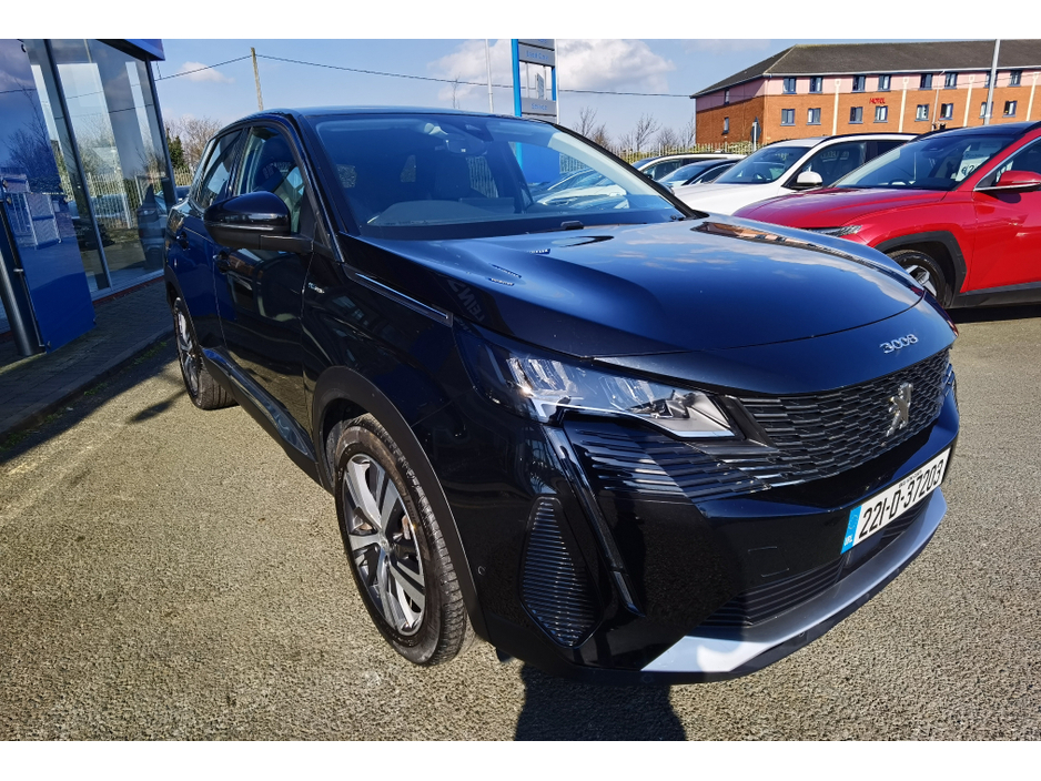 2022 Peugeot 3008 - image 3