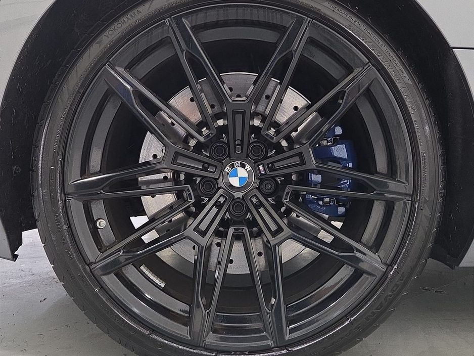 2025 BMW M2 - image 14