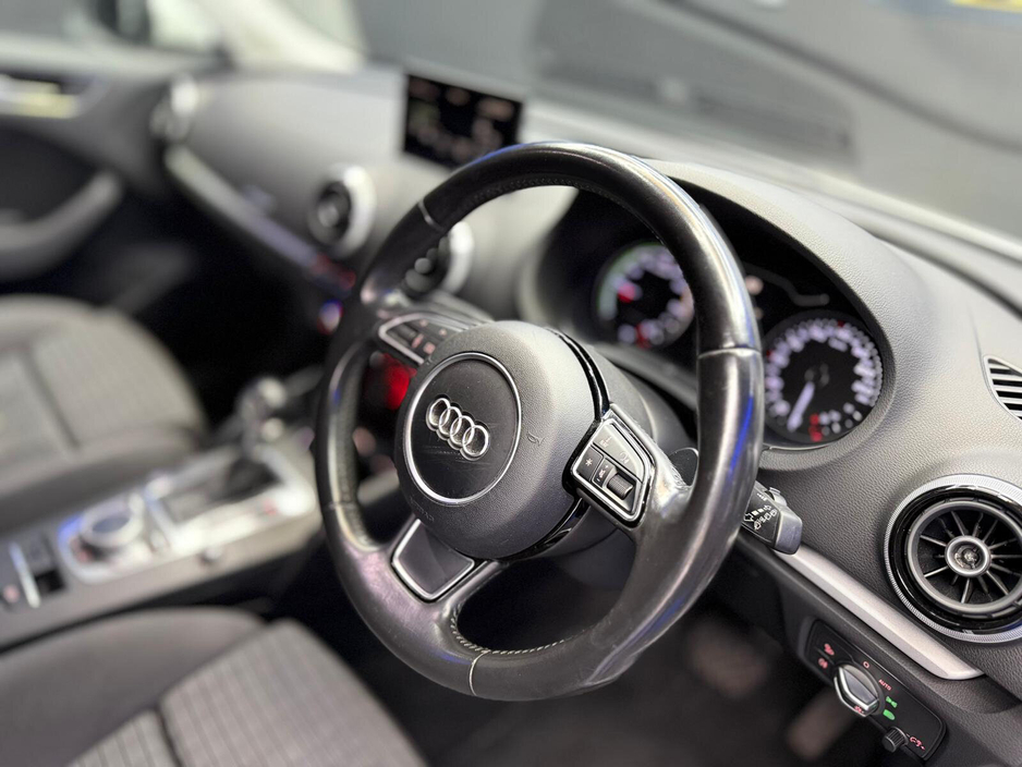 2016 Audi A3 1.4 TFSI S TRONIC SE €15,700