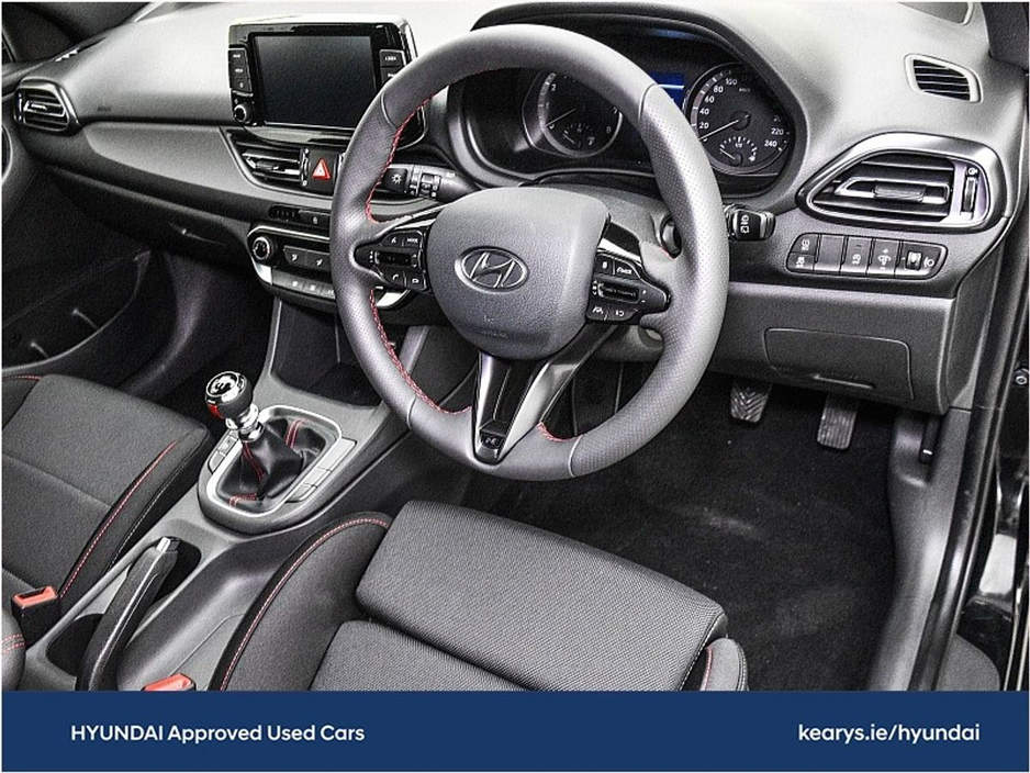 2023 Hyundai i30 - image 6