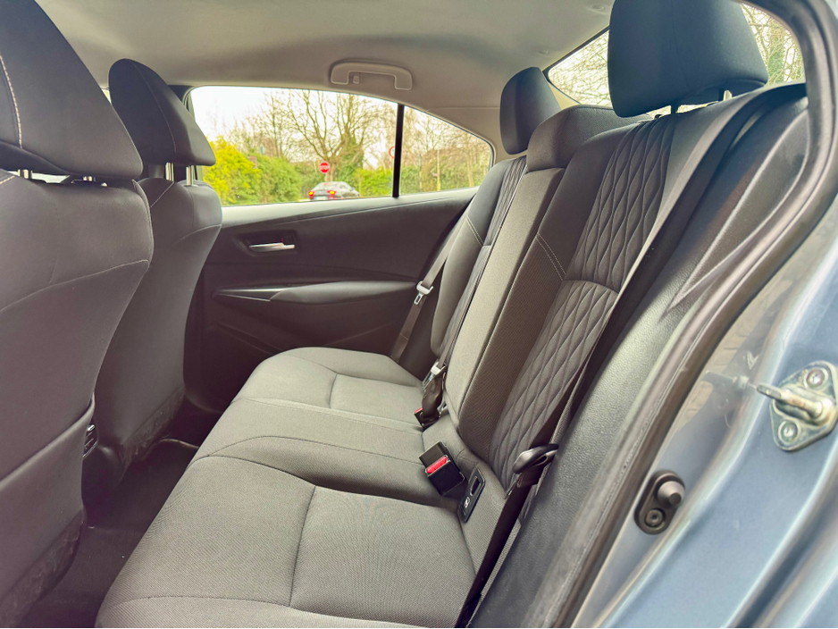 2020 Toyota Corolla - image 22