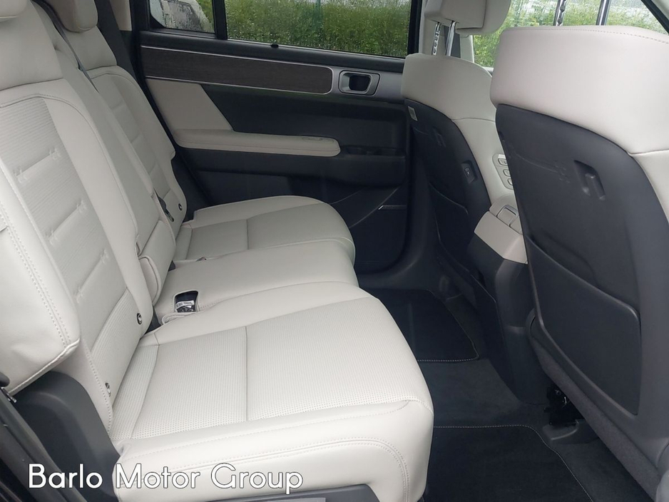 2026 Hyundai Santa Fe - image 12