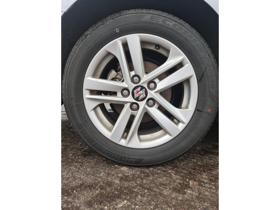 2025 Suzuki Swace - image 5