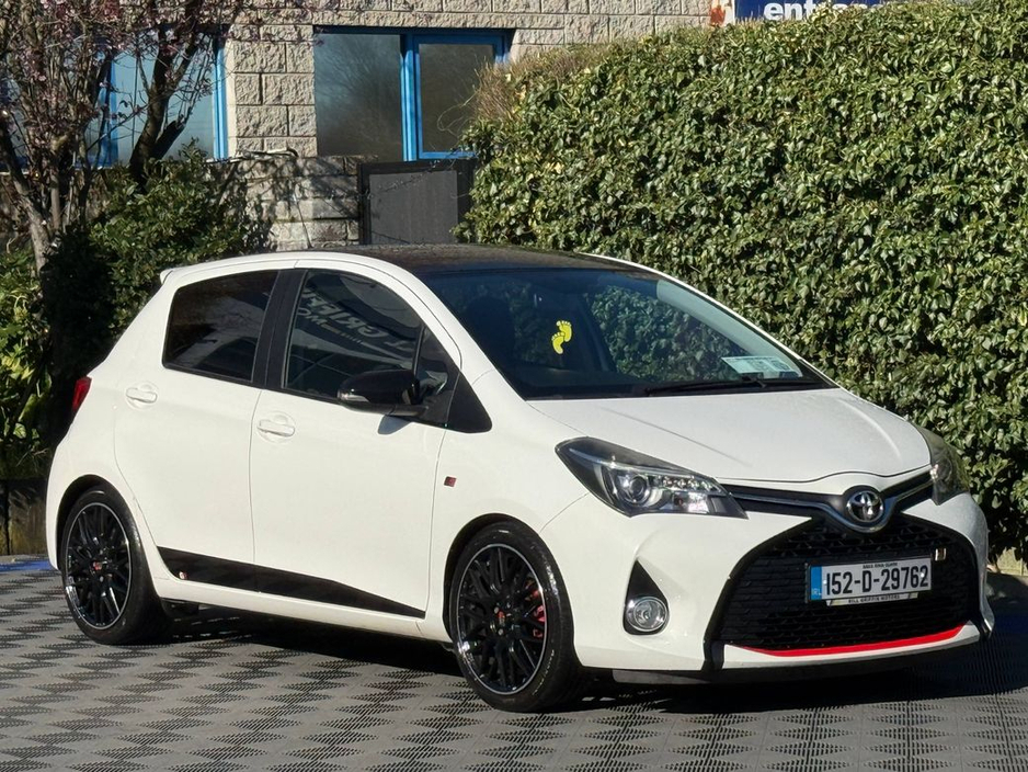 2015 Toyota Yaris - image 15