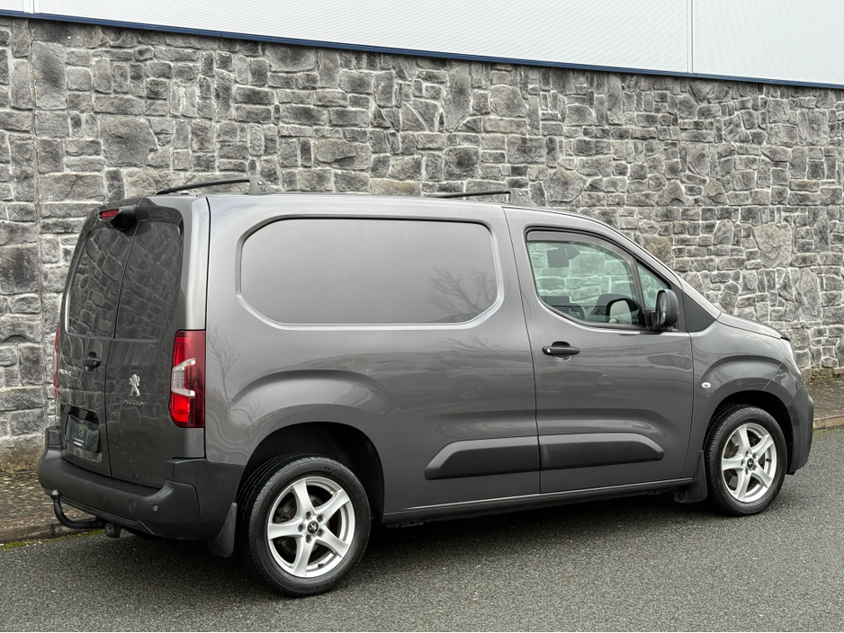 2019 Peugeot Partner PROF PLUS 1.6 HDI FSH €11,950