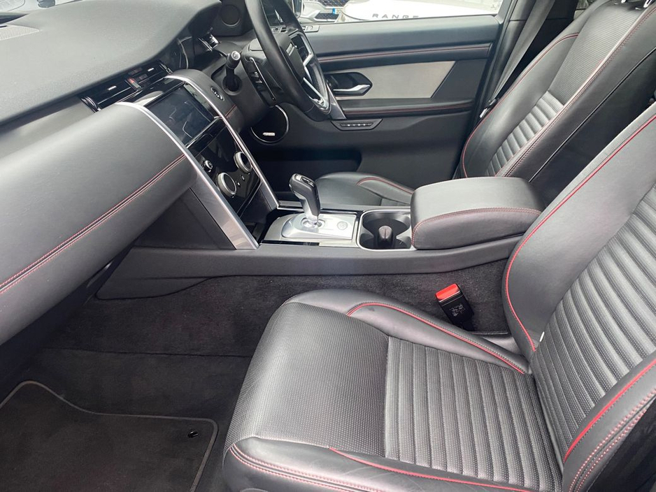 2022 Land Rover Discovery Sport P300e HSE R-Dynamic Auto (PHEV) €41,900