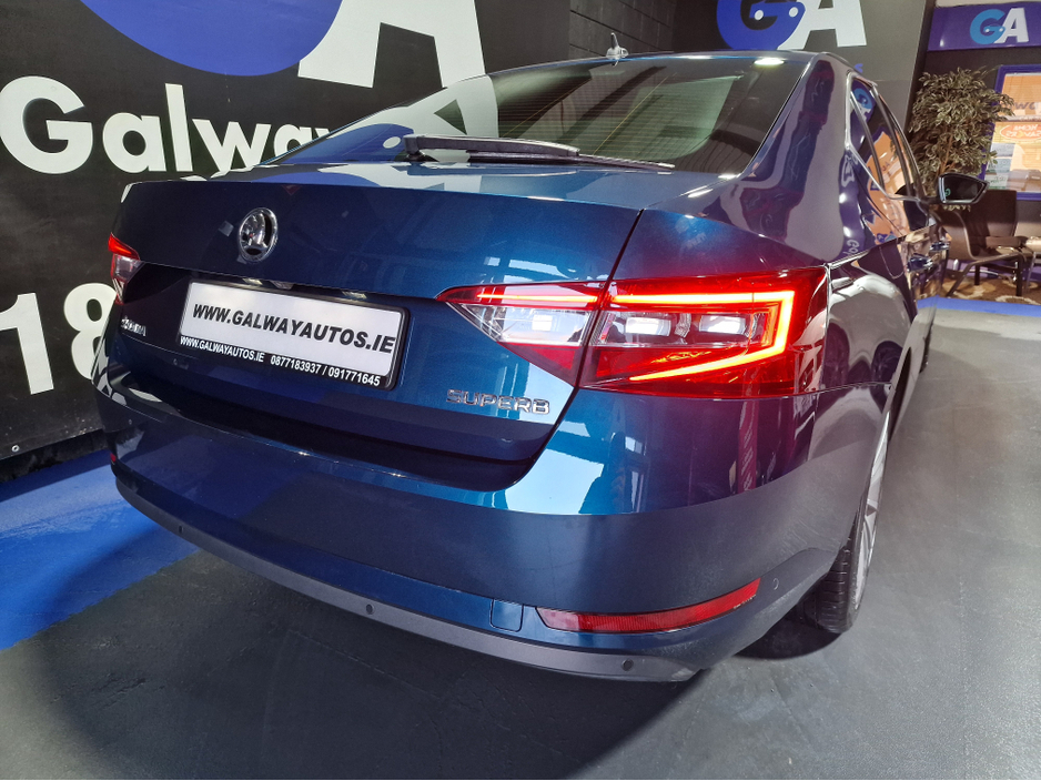 2016 Skoda Superb LAURIN & KLEMENT 2.0 AUTOMATIC €17,950