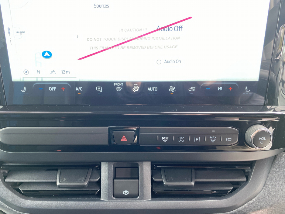 2026 Ford Transit Custom - image 15