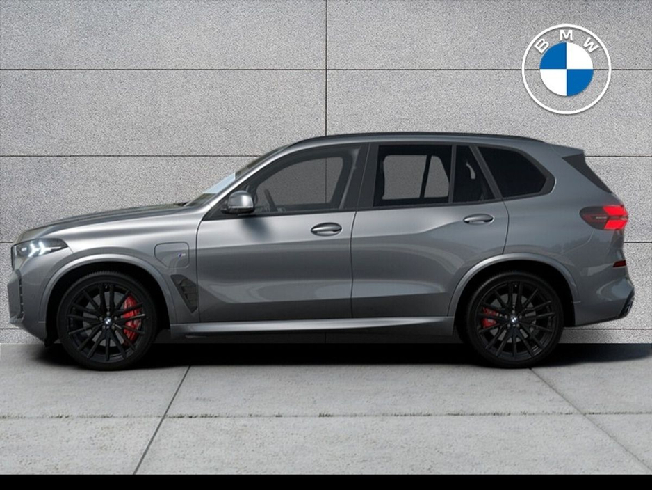 2026 BMW X5 xDrive50e M Sport €108,957