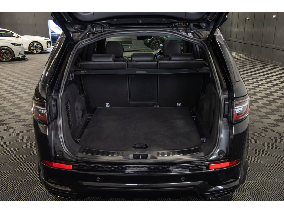 2021 Land Rover Discovery Sport 1.5 I3 PHEV 300 PS AWD R-Dynamic HSEAuto €33,950