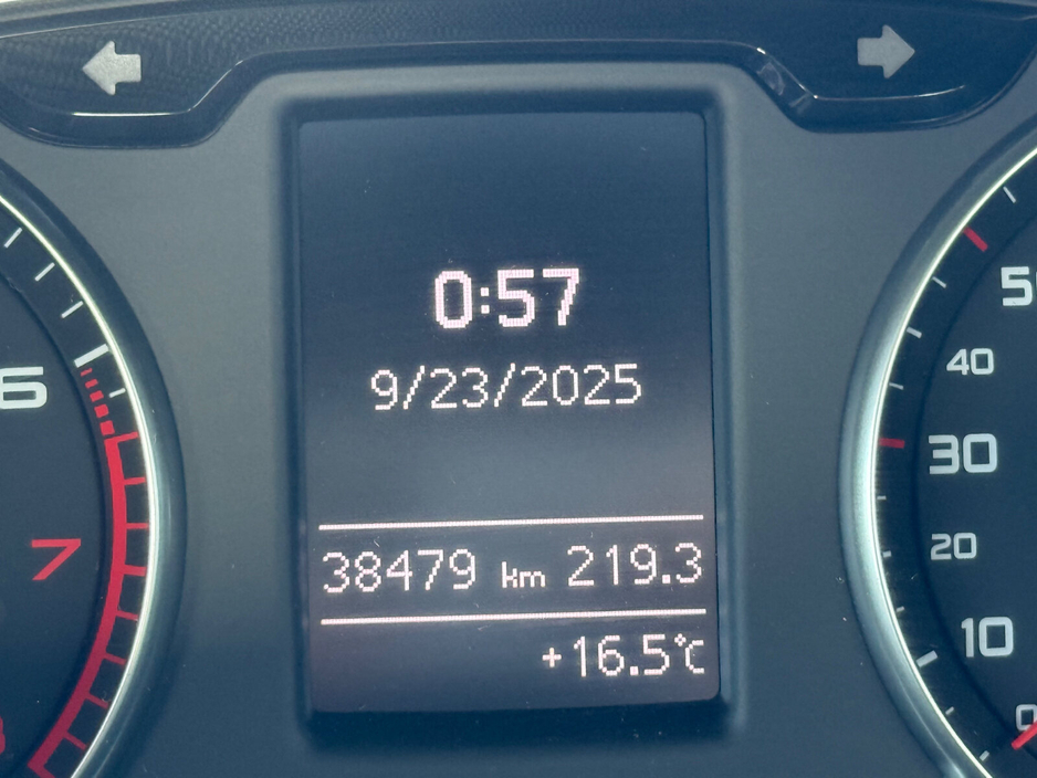 2016 Audi A1 - image 8