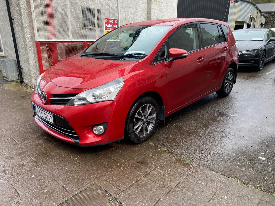 2014 Toyota Verso - image 19