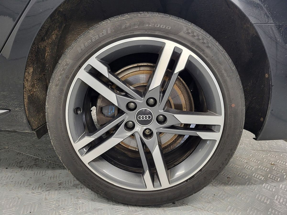 2021 Audi A4 - image 14