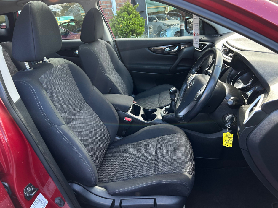 2016 Nissan Qashqai - image 22