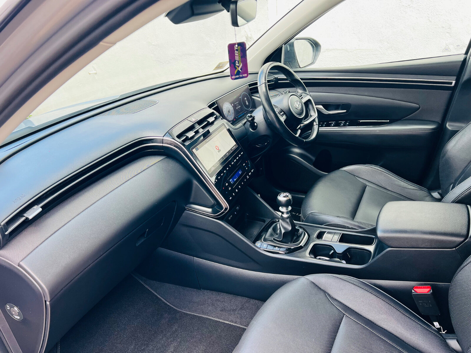 2022 Hyundai Tucson - image 9