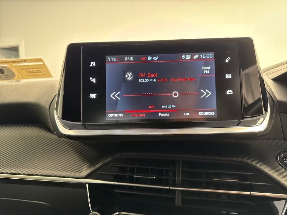 2023 Peugeot 2008 - image 18